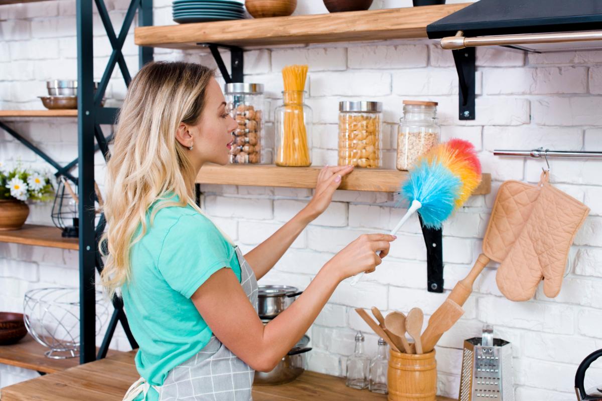 Four Simple Everyday Tasks that Will Keep Your Apartment Clean