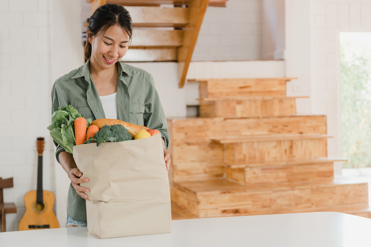 How to Master Grocery Shopping Without a Car