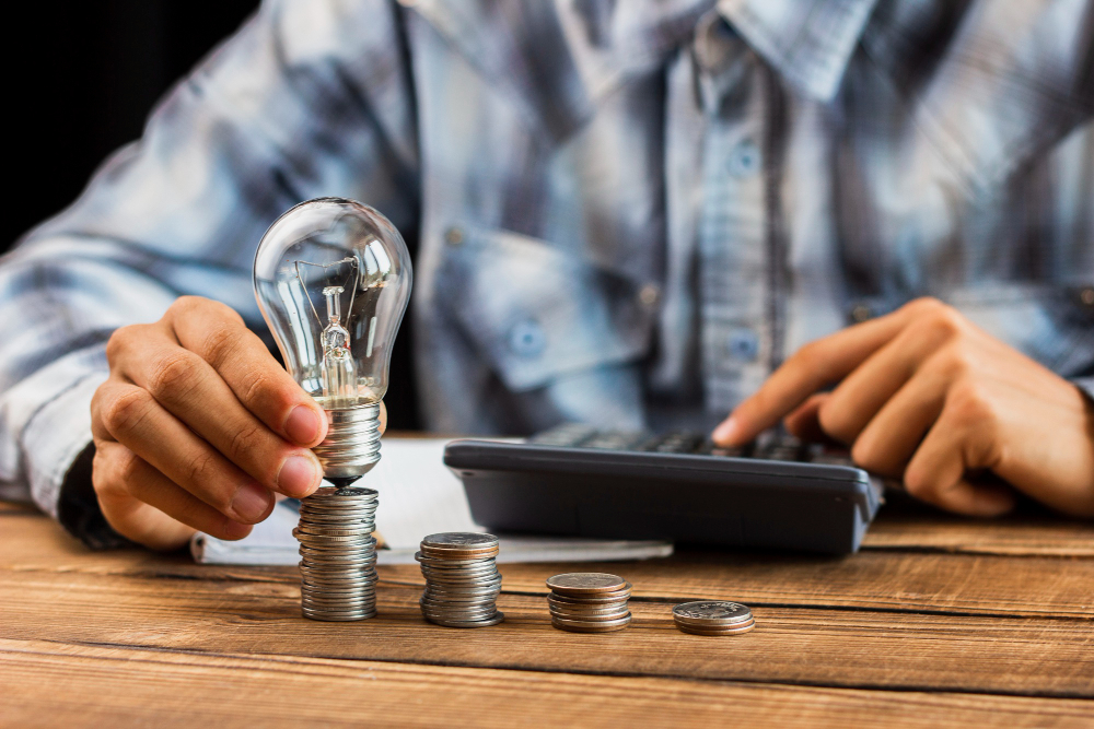 Simple Steps to Reduce your Energy Cost & Save Money