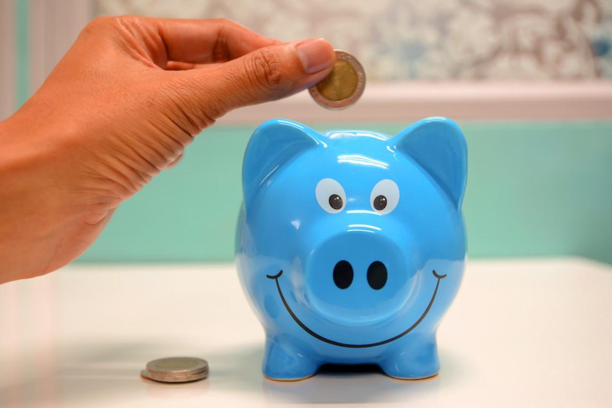 6 Creative Ways to Save Money When You Are Renting