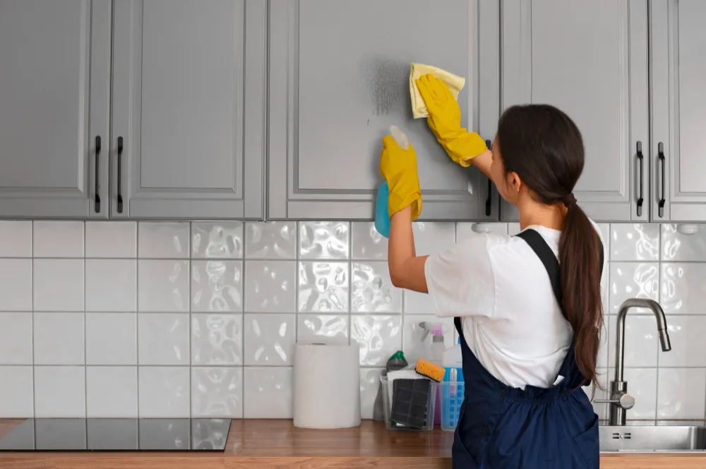 The Ultimate Apartment Cleaning Guide