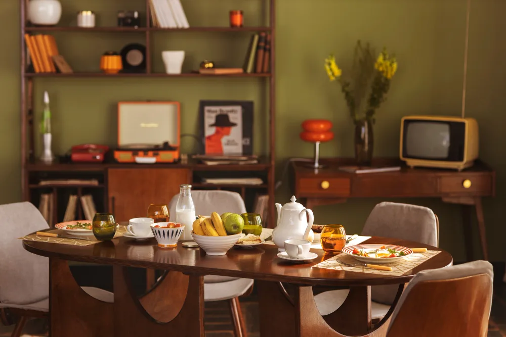 Revamp Your Apartment with Vintage Decor Ideas