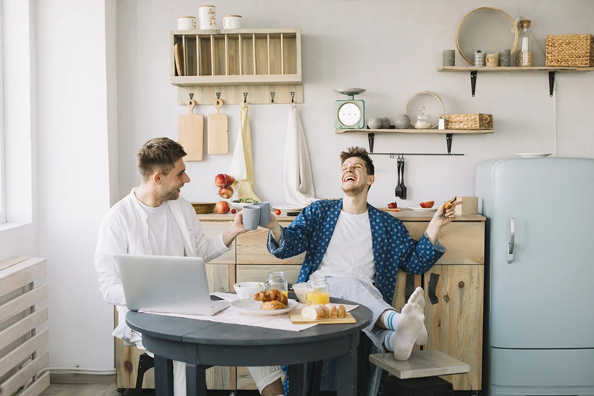 What Makes The Best And Worst Apartment Roommate