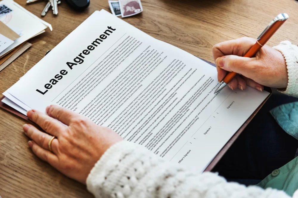 5 Vital Checks Before Signing a Lease in Alachua County