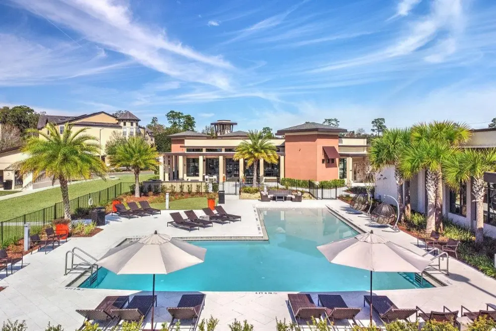 The Mayfair Apartments - Pool