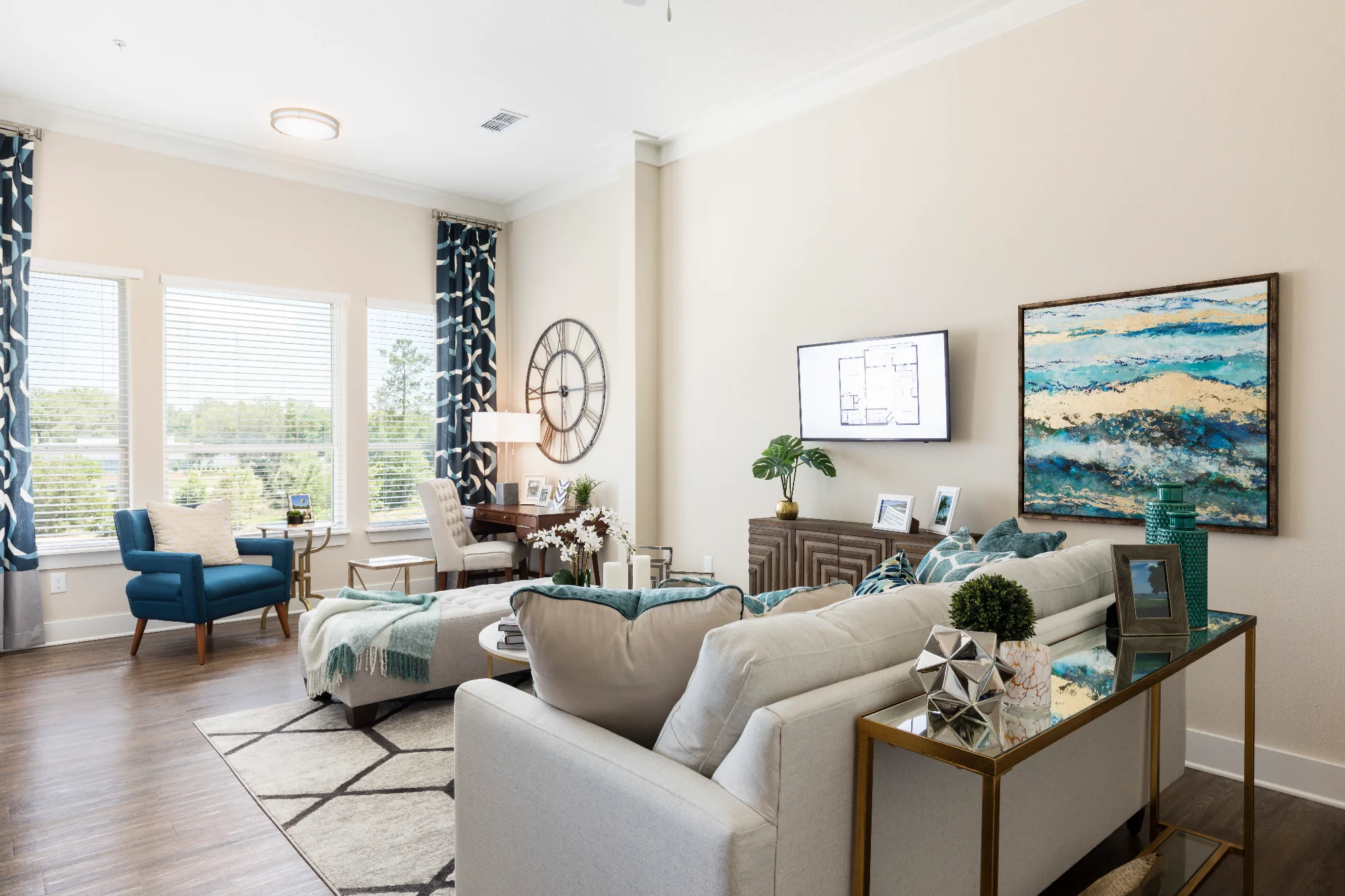 The Mayfair Luxury Apartment Homes